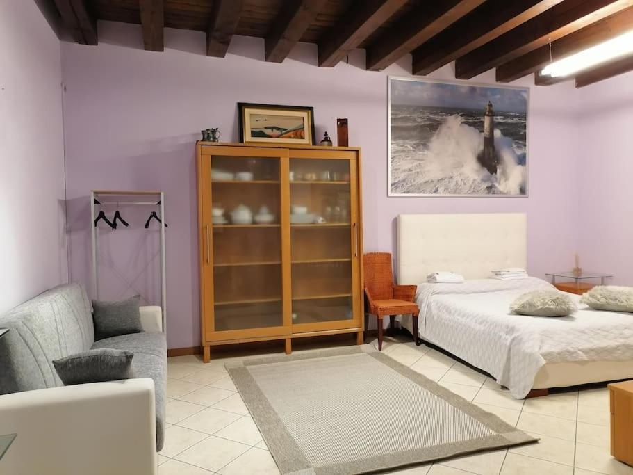 Monolocale In Piazza Isolo Apartment Verona Exterior foto