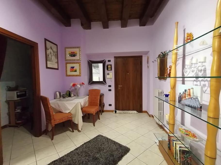 Monolocale In Piazza Isolo Apartment Verona Exterior foto