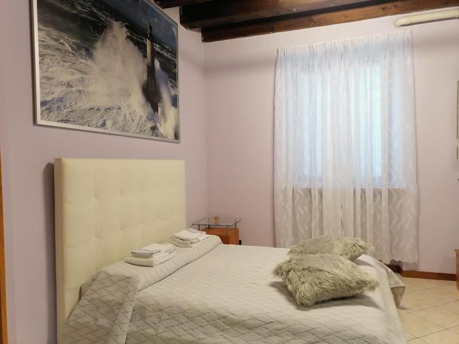 Monolocale In Piazza Isolo Apartment Verona Exterior foto